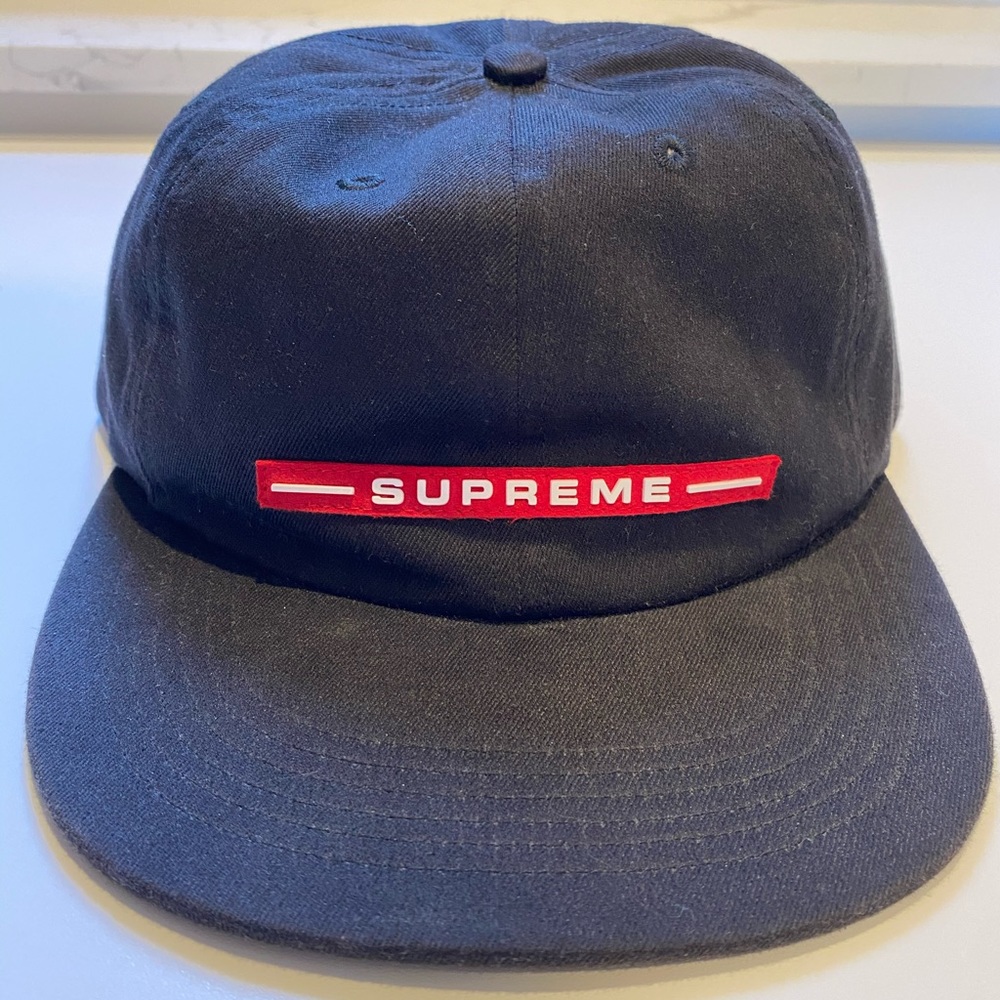 SUPREME 6 Panel Strapback